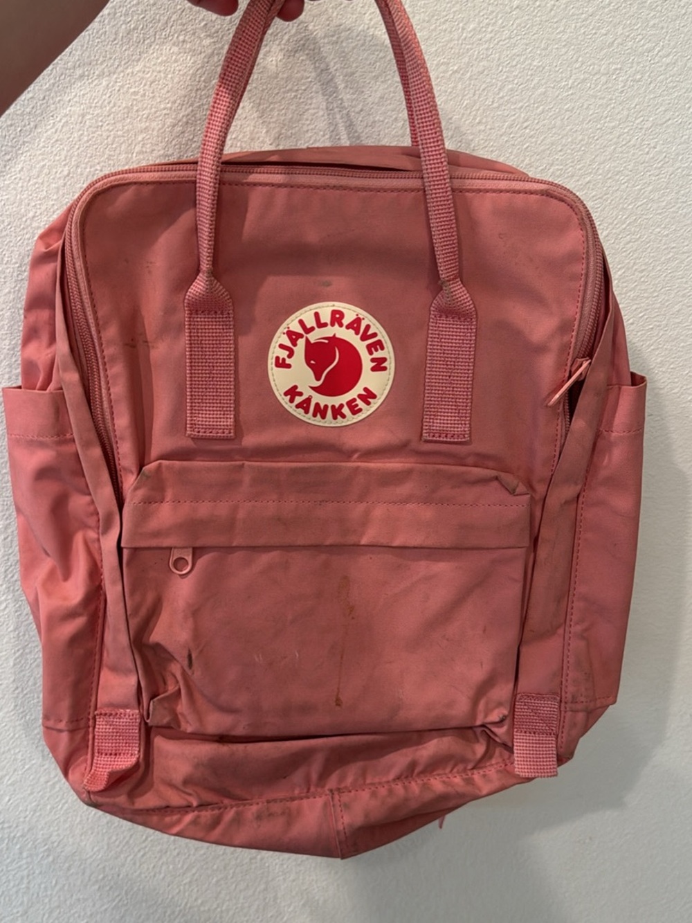 Fjallraven Kånken Backpack in Pink